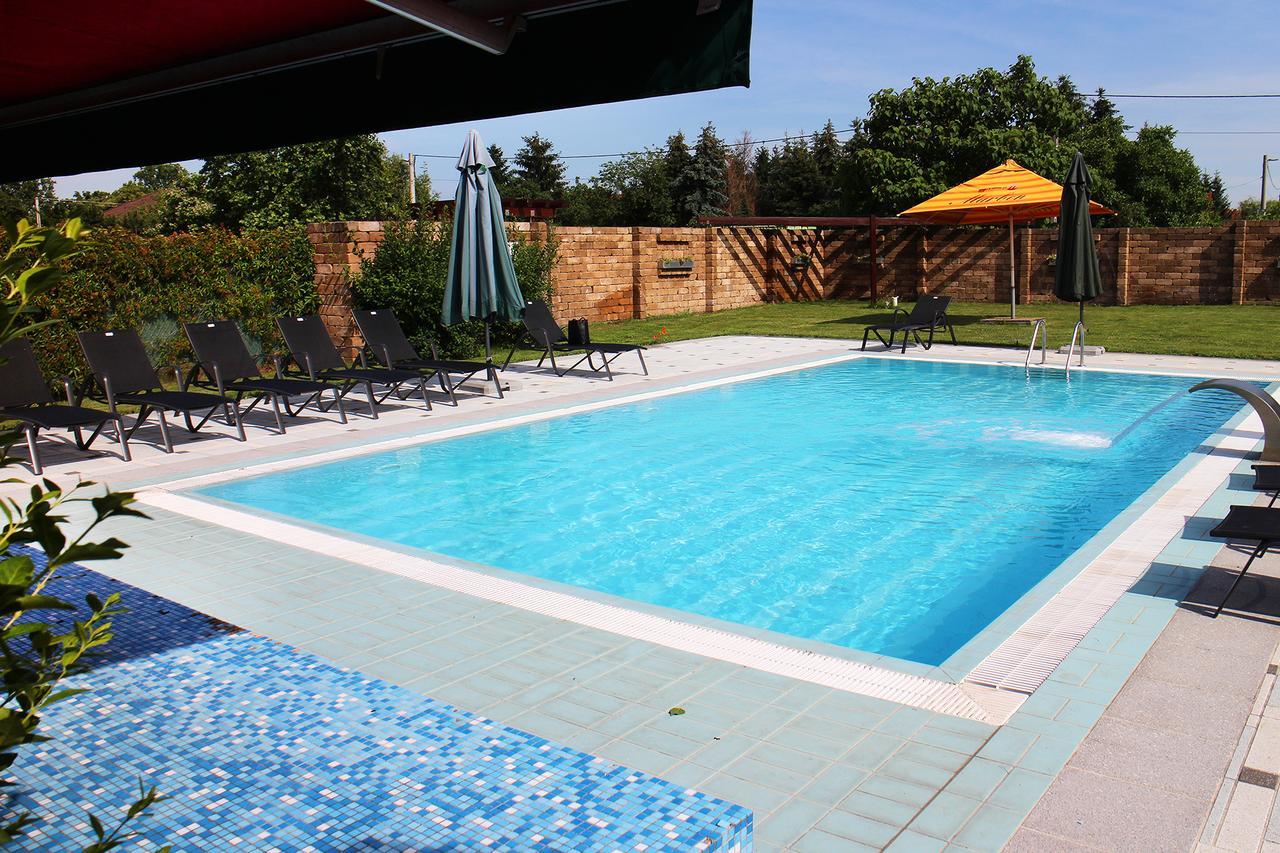 Marben Panzio Bed & Breakfast Hegykő Exterior foto